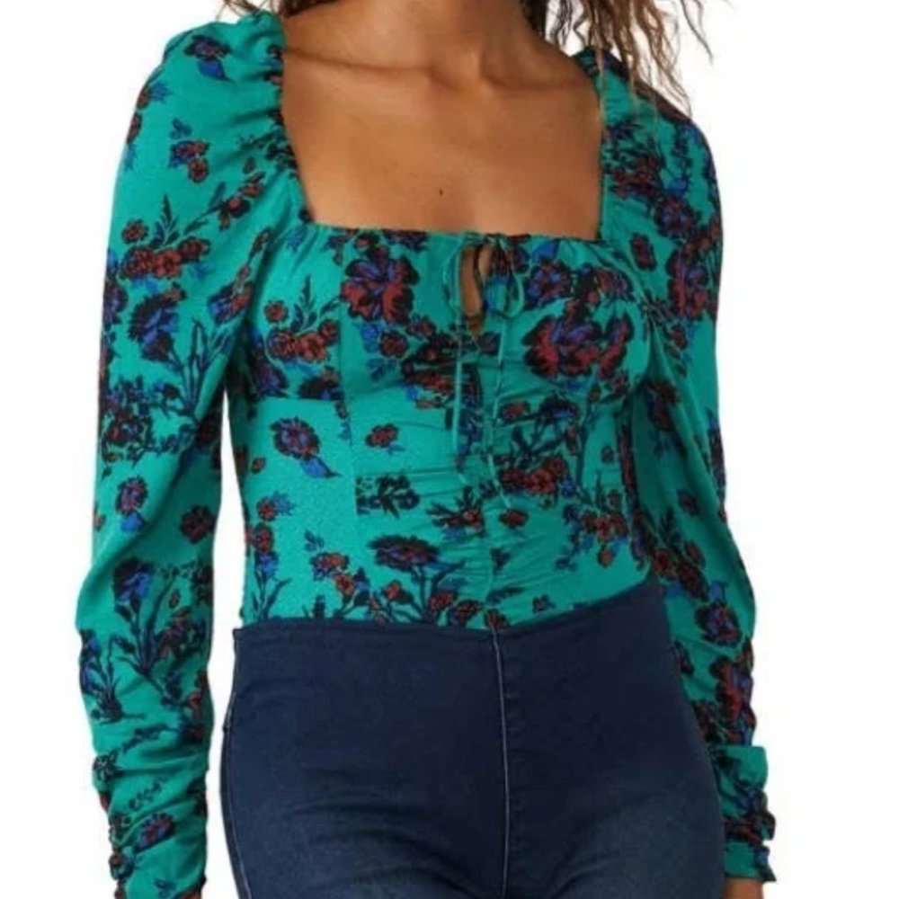 NWT Hilary Print Keyhole Neck Top Free People Blouse
